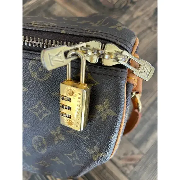 Louis Vuitton Keepal Bandouliere 45 Travel Bag Authentic Monogrammed Mobwife - Picture 8 of 16